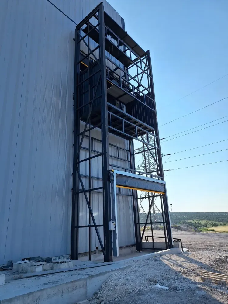 İstanbul İkitelli OSB Elektrikli Halatlı Yük Asansörü Montajı